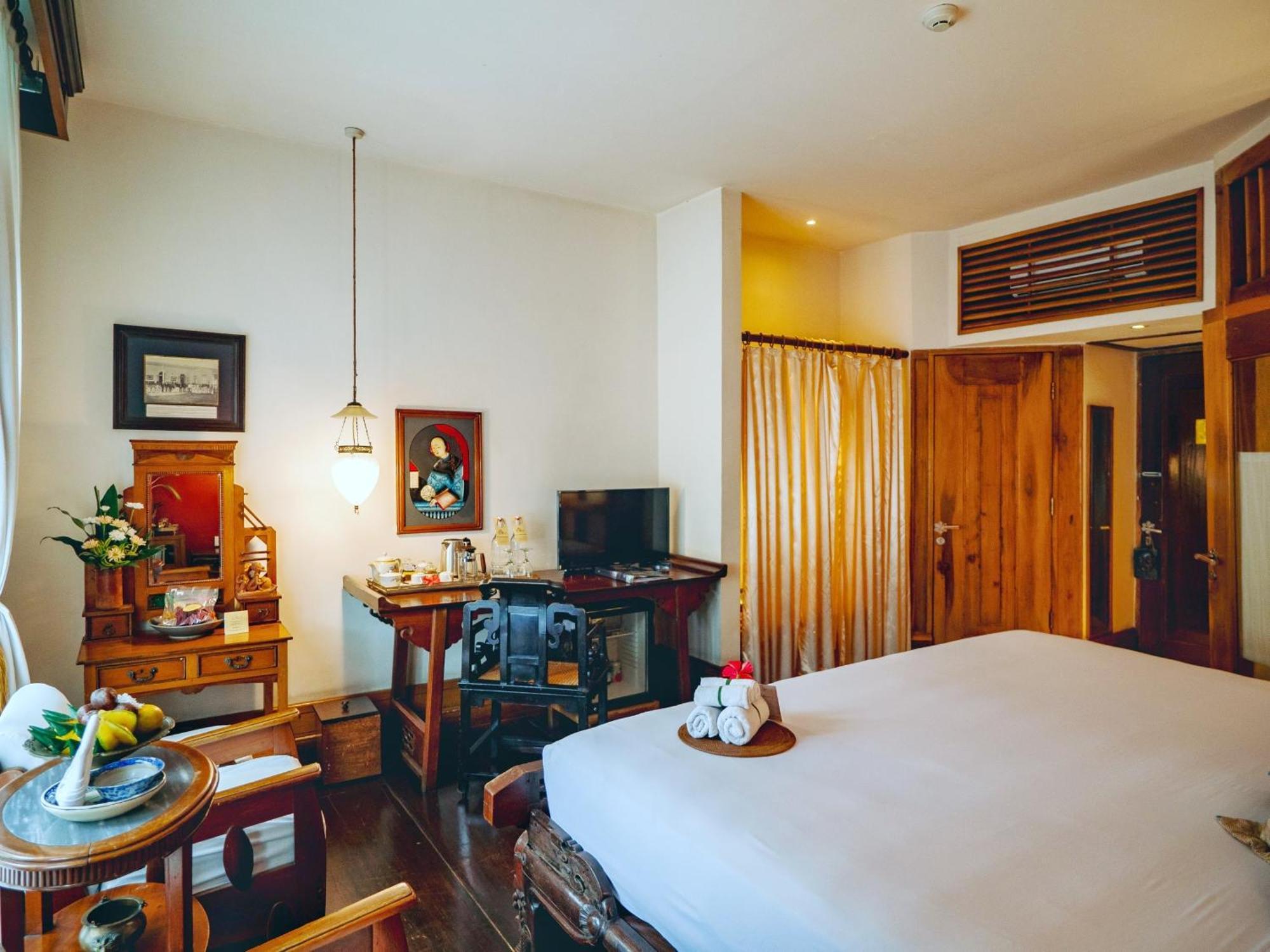 Hotel Tugu Malang Exterior photo